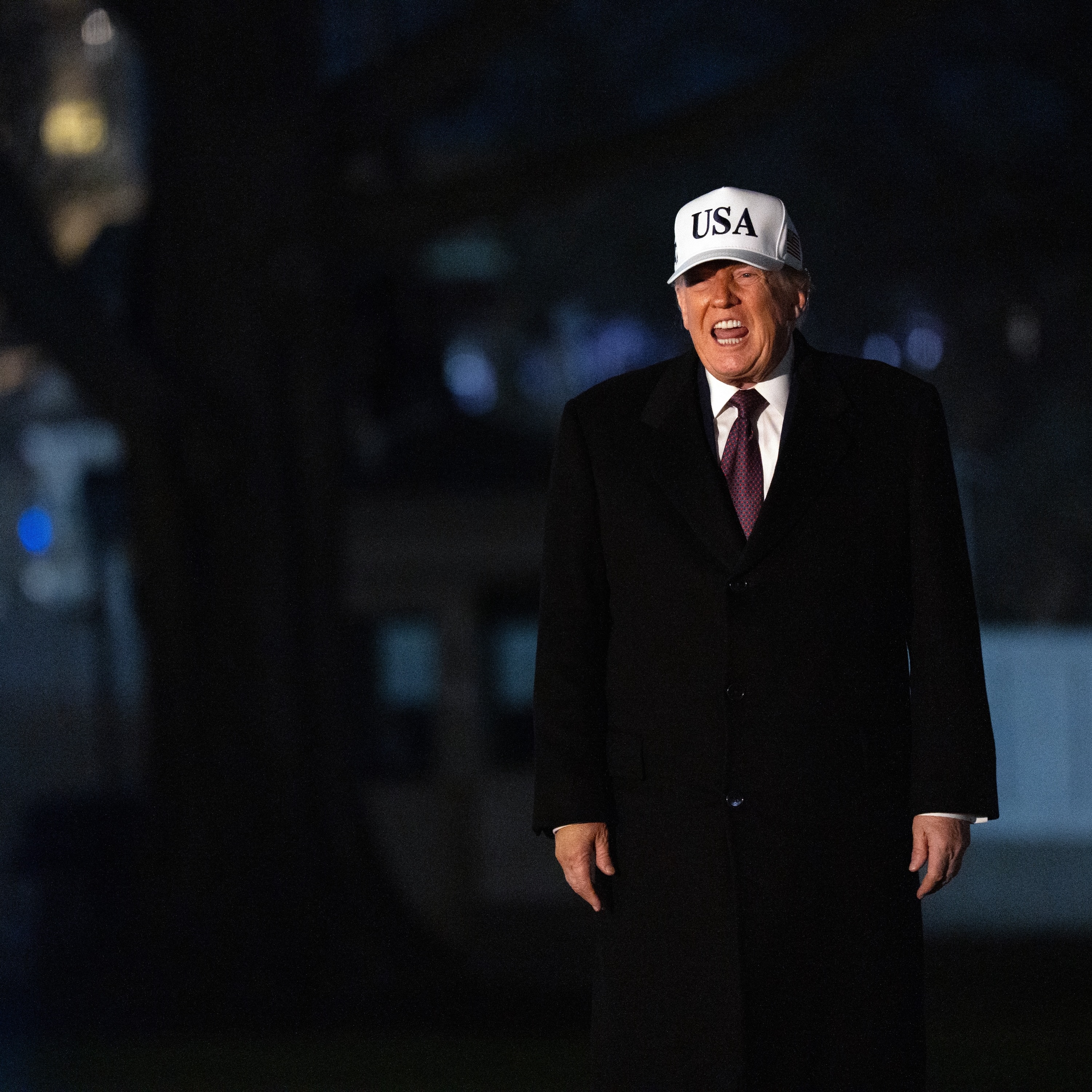 Trump’s intimidation playbook and a presidential middle finger